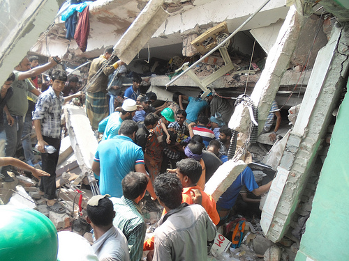 Bangladesh_Savar_collapse_2_sc.jpg