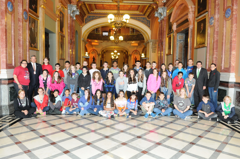 mike___martwick_with_middle_schoolers.jpg