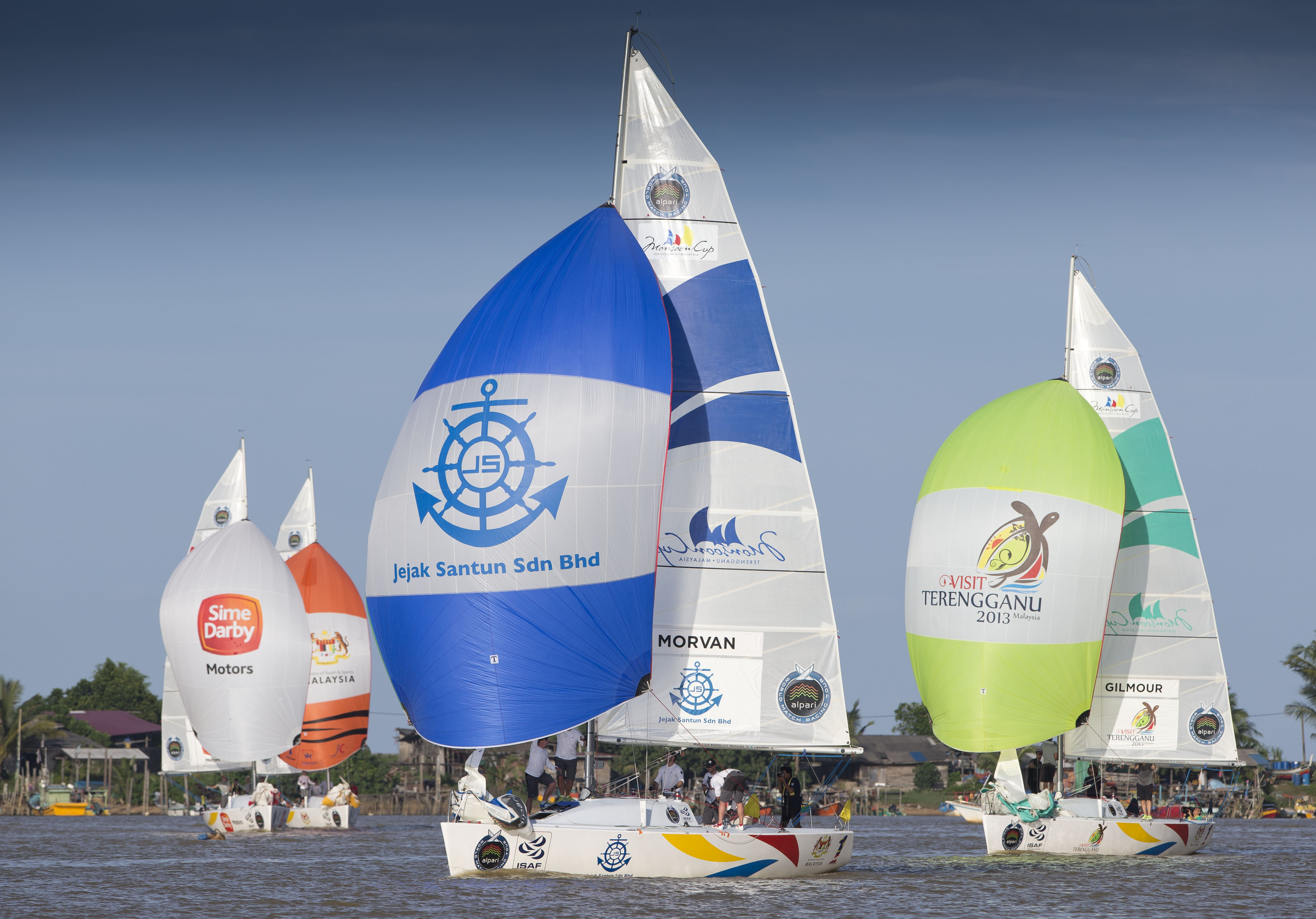 TAYLOR STEERS USONE TO A PERFECT START