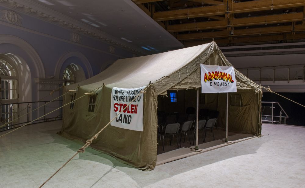 Essayist tent 07 picture