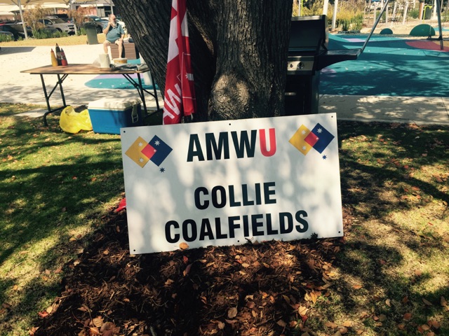 John_williamson_-_Collie_mineworkers_support_5.JPG