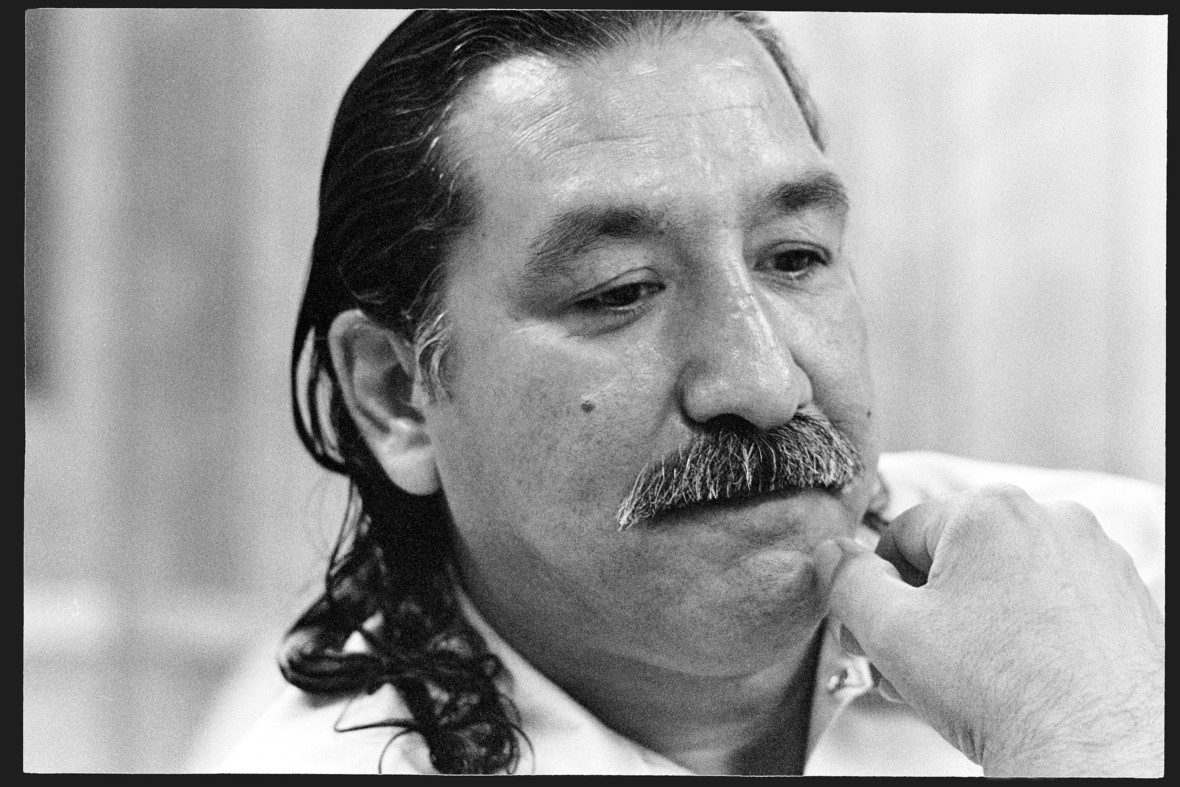 Where is leonard peltier imprisoned picture