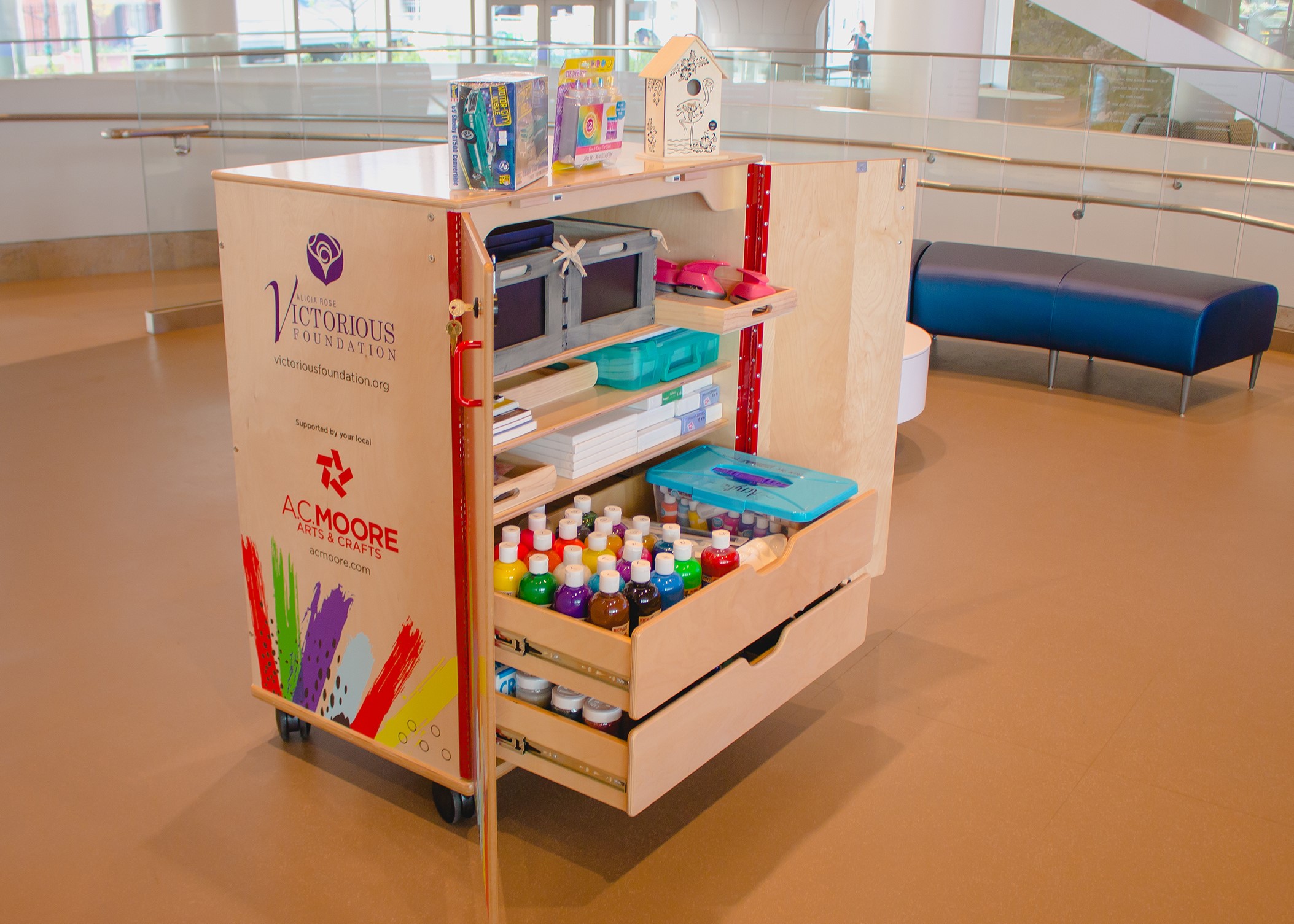 Alicia's Art Cart ARVF