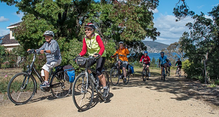 SocialRide-2993_-_thumb_crop_(2).jpg