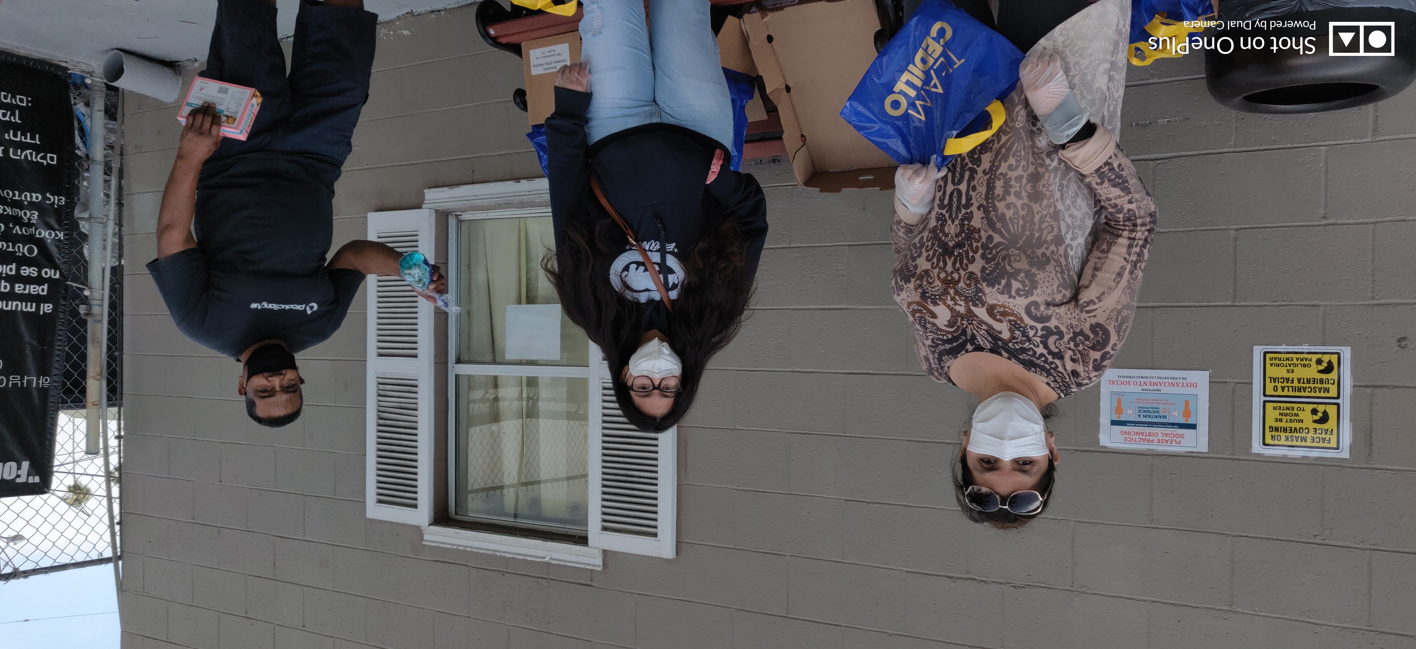 Team Cedillo delivers Father's Day packages to Padres at Iglesia Pentecostal in Highland Park 6-19-2020 #2
