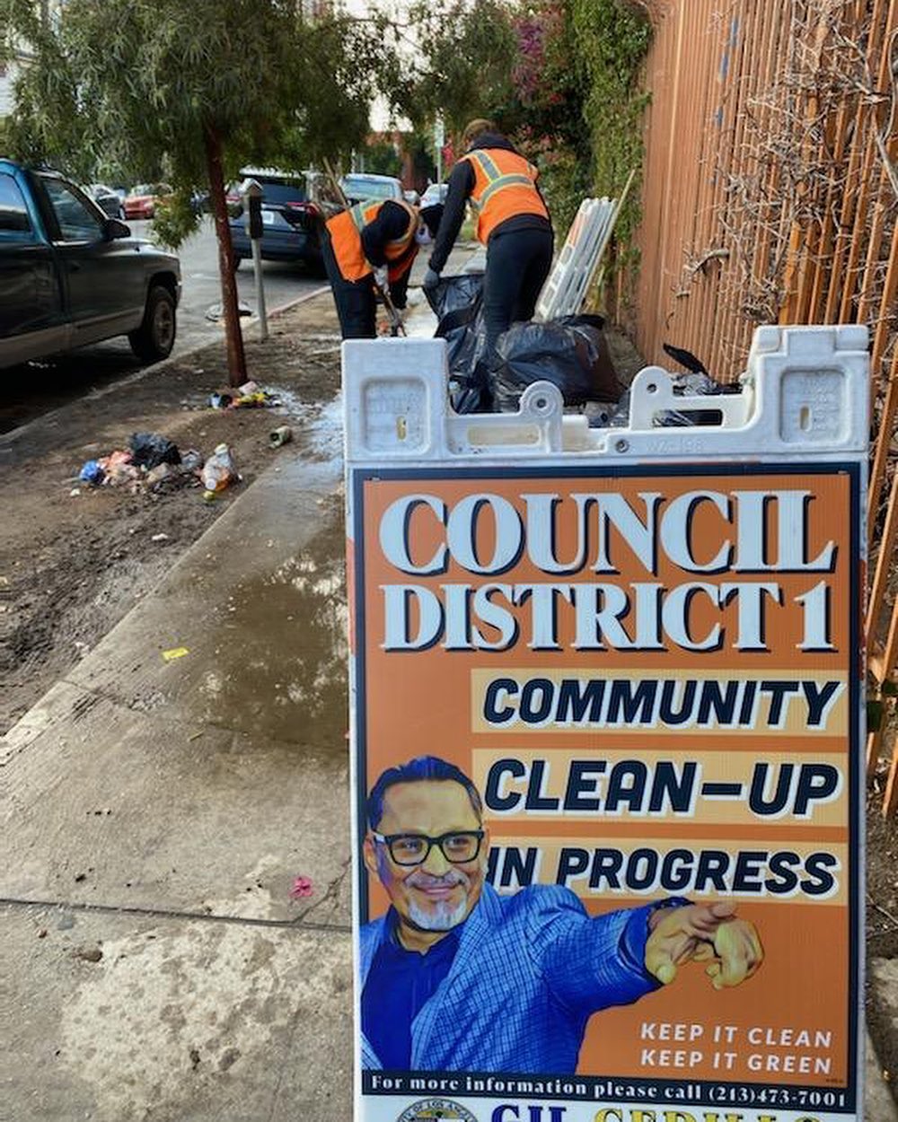 Councilmember Gil Cedillo's community clean up in progress at the corner of Beacon St and 7th St in Westlake 3-11-2021