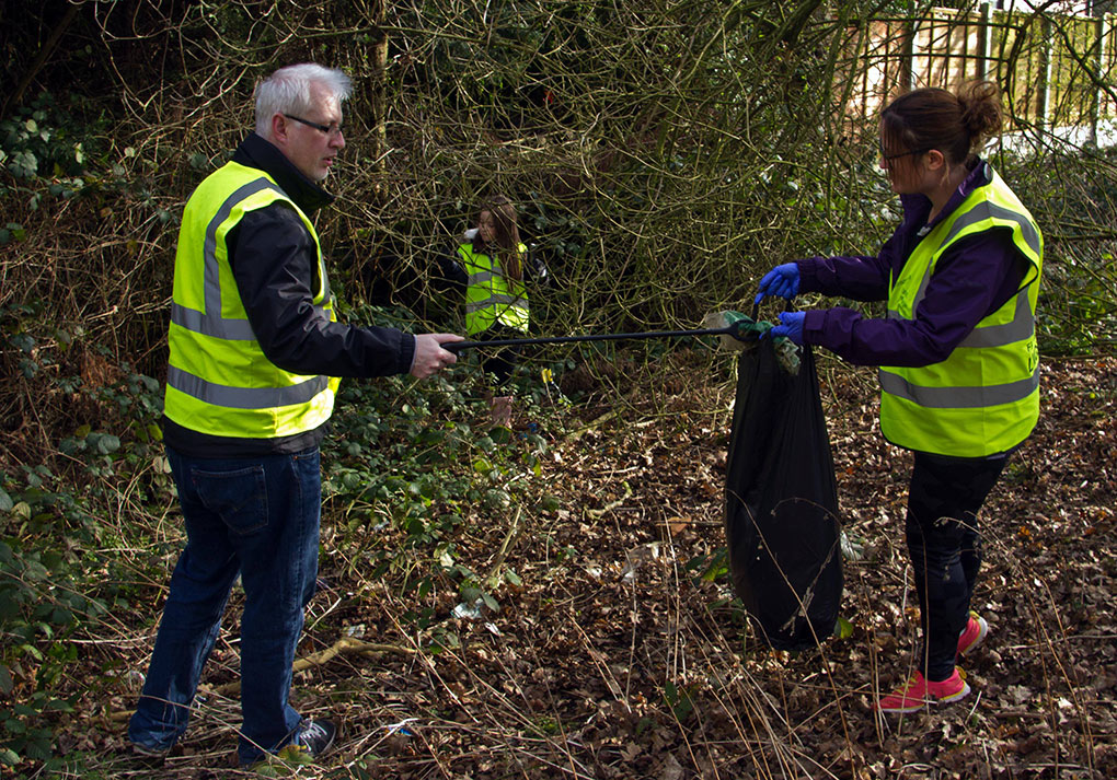 Volunteers cleaning up litter