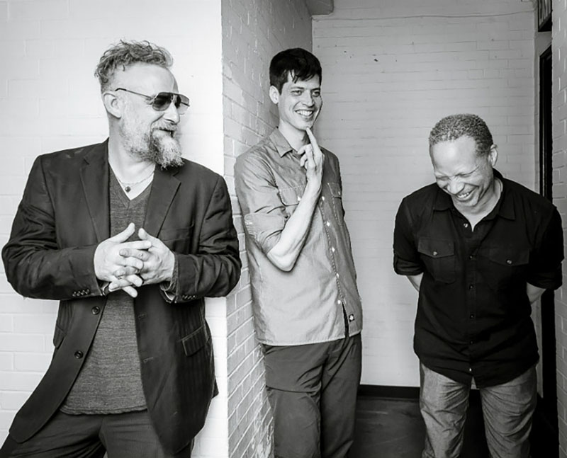 ches_smith_laughing_800px.jpg ches_smith_laughing_800px.jpg