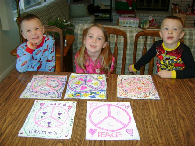 Kids in the US made peace flags for the march