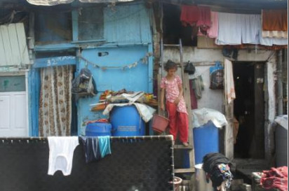 laundry outside living quarters in India