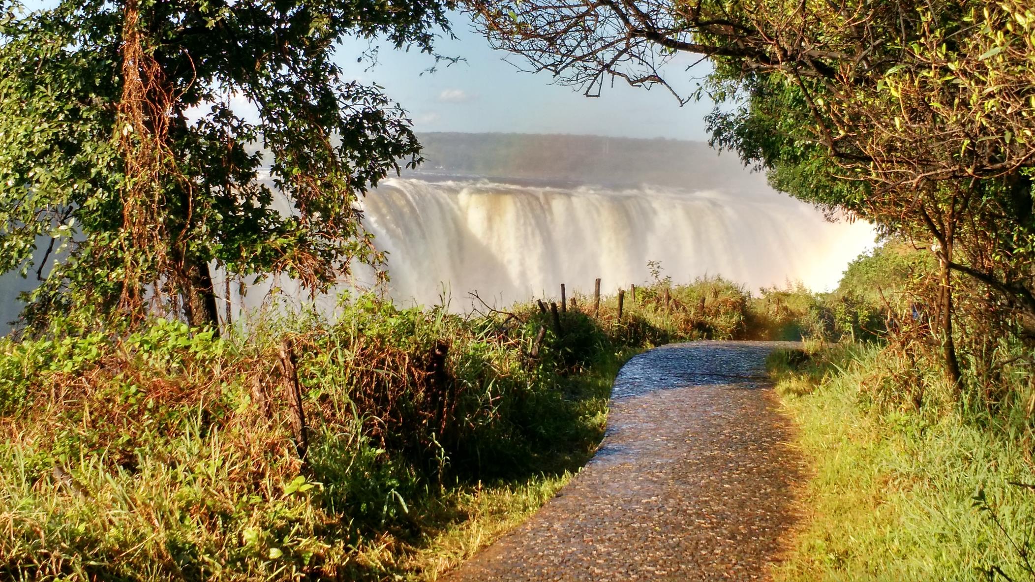 photo of top of Victoria Falls