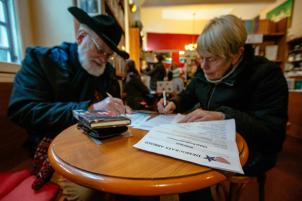 family-voting-web.jpg