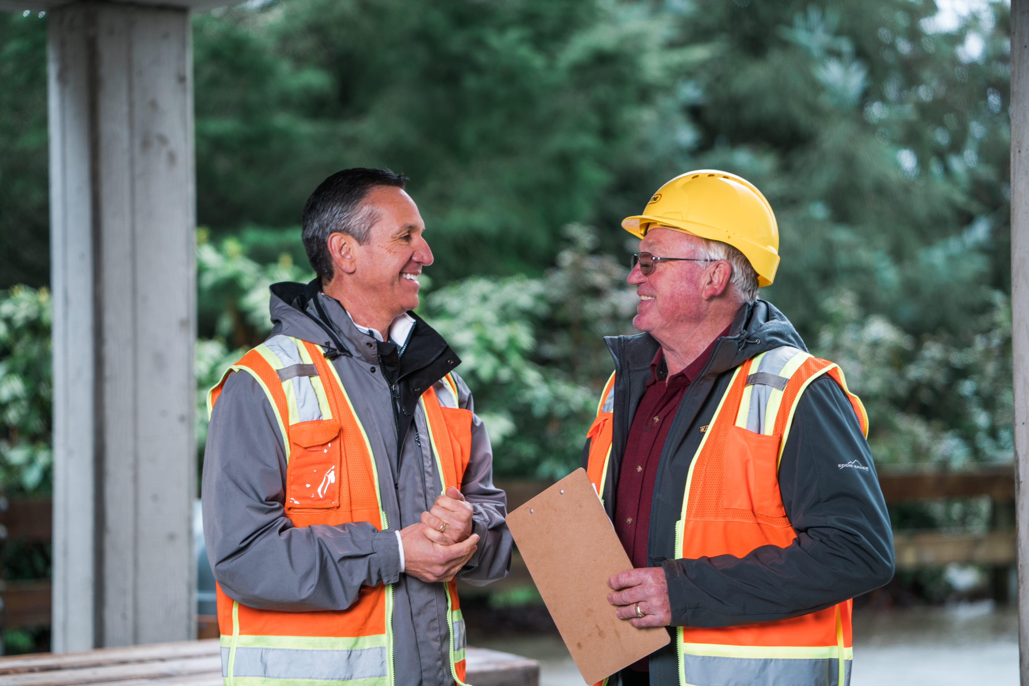 Dino_with_construction_worker-min.jpg