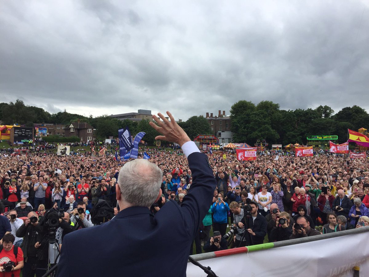 corbyn_at_gala.jpg
