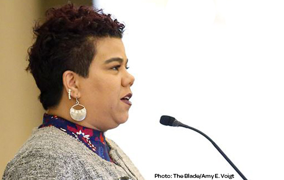 Rosa-Clemente-speaking-at-Bowling-Green.jpg