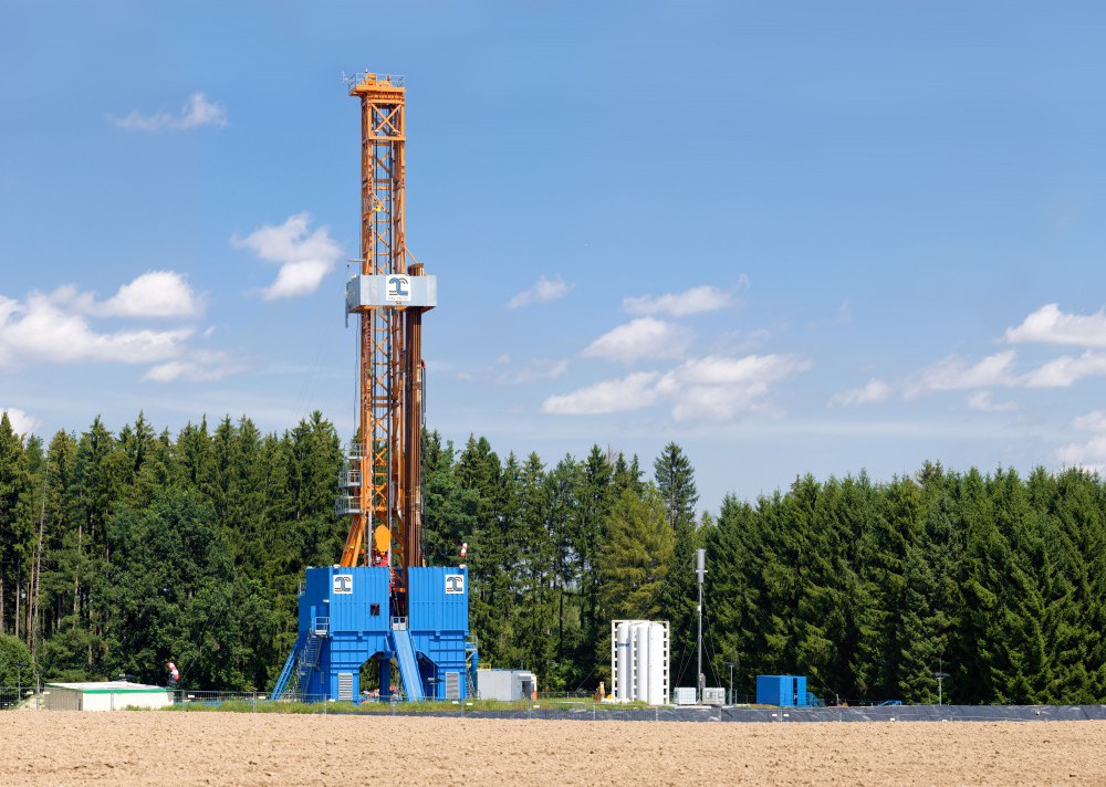 rK4jGeothermie_boortoren-e1461834078866.jpg