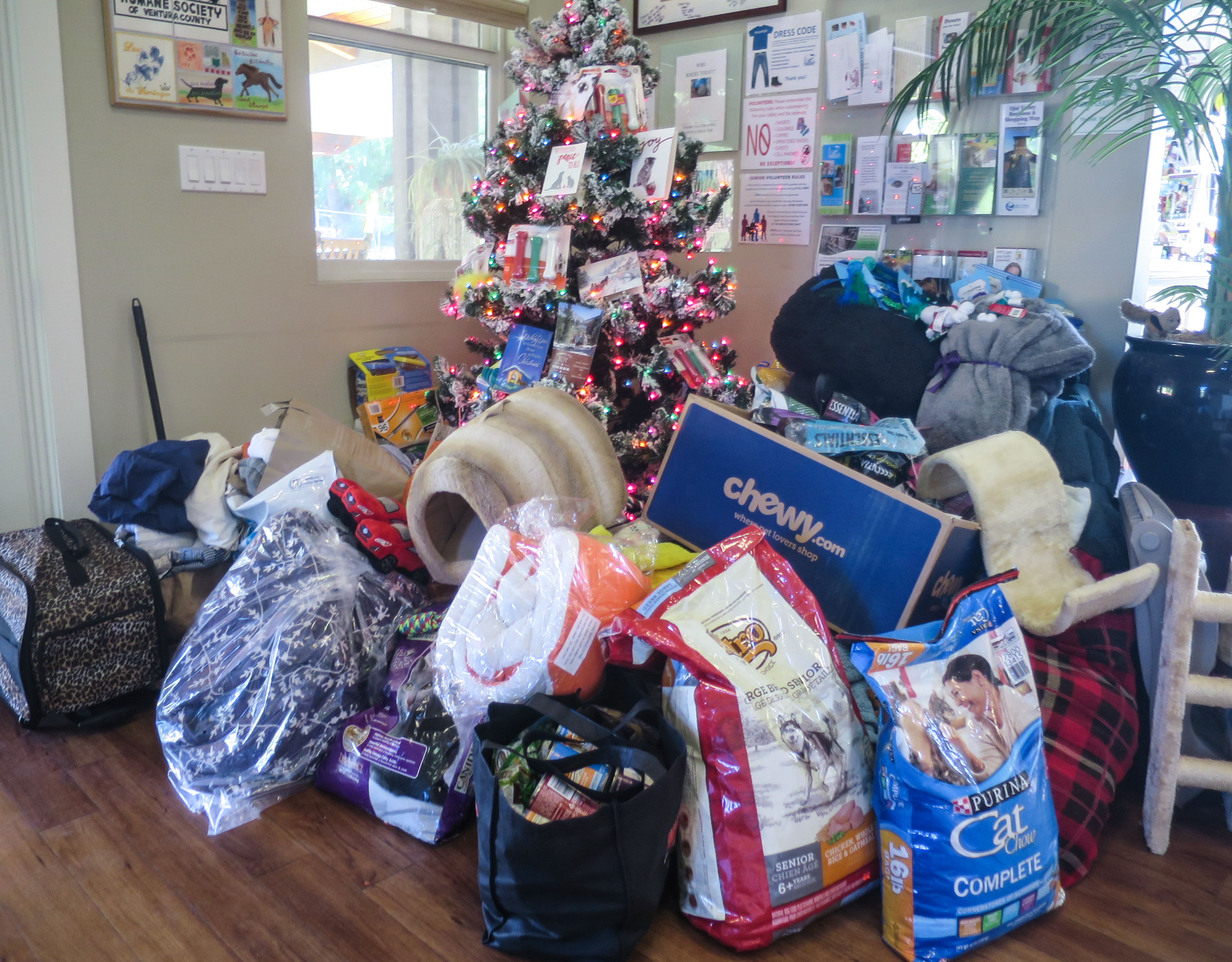 HSVC Holiday Wish List 2016 Online - Humane Society of ...