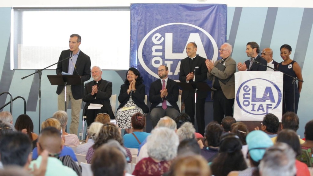 1707 - 1LA - Delegates Assembly - Stage Shot with Leaders & Mayor