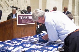 1404 - TL - Advocate - Bibles for Legislators - Photo by Michelle Millhollon