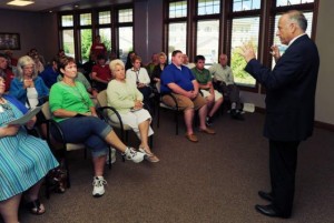 1408 - AMOS - Ames Tribune - Town Hall with King