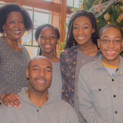 Richards_family_(resize).jpeg