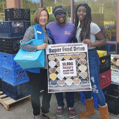 Redmond_food_drive_(resize).jpeg