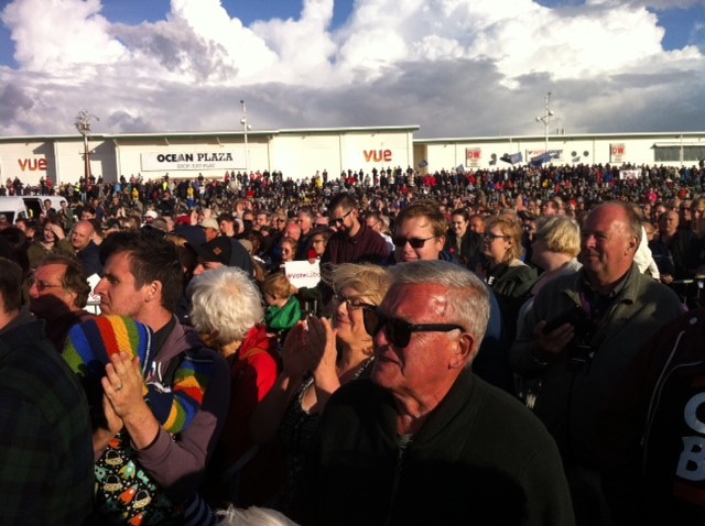 jc_rally_crowd.jpg