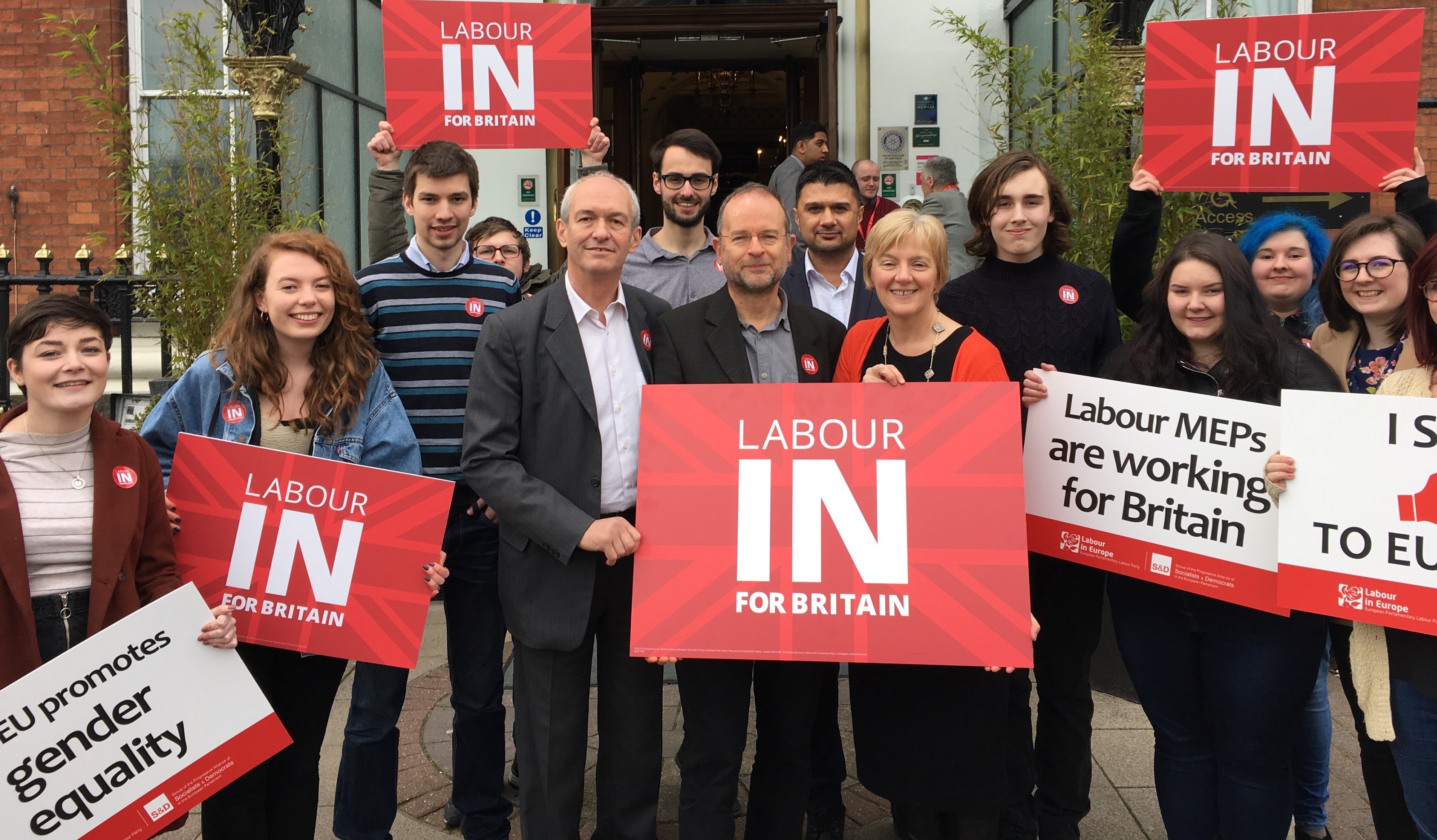 Labour_In_for_Britain_group_photo.jpg Labour_In_for_Britain_group_photo.jpg