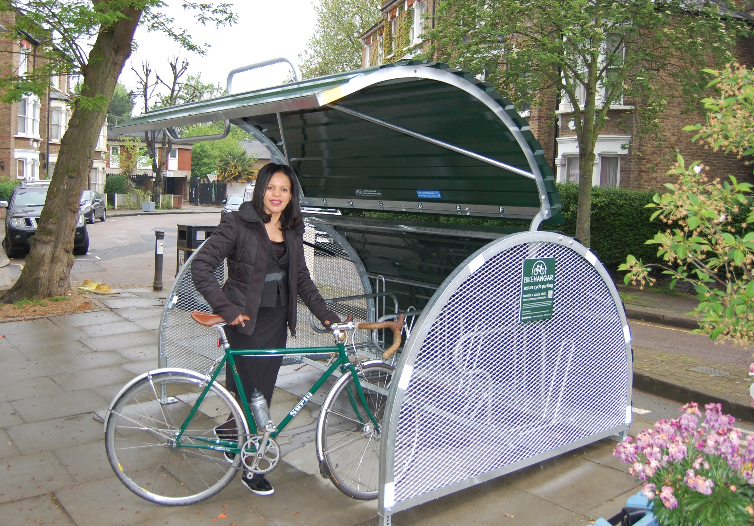 Bikehangar_Cllr_Webbe_Crayford_Rd_N7_1_CROP.jpg