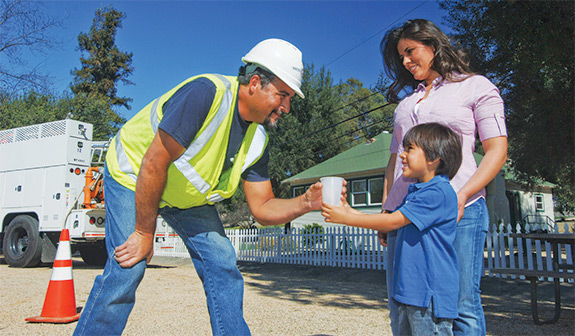 Water-worker-and-mother.jpg