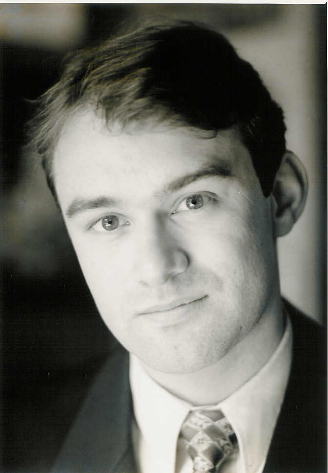 Louise_Arimatsu_portrait_1995.jpg