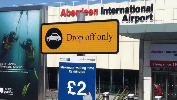 Lib Dems meet airport managing director over drop off charges