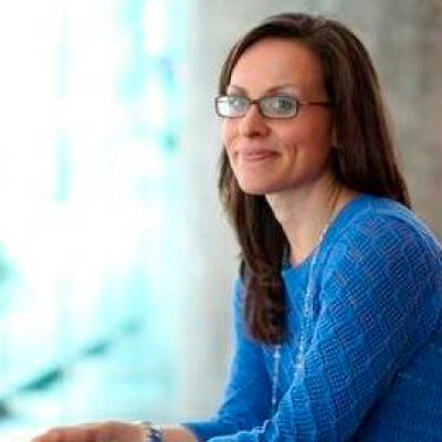 Andrea Mrozek