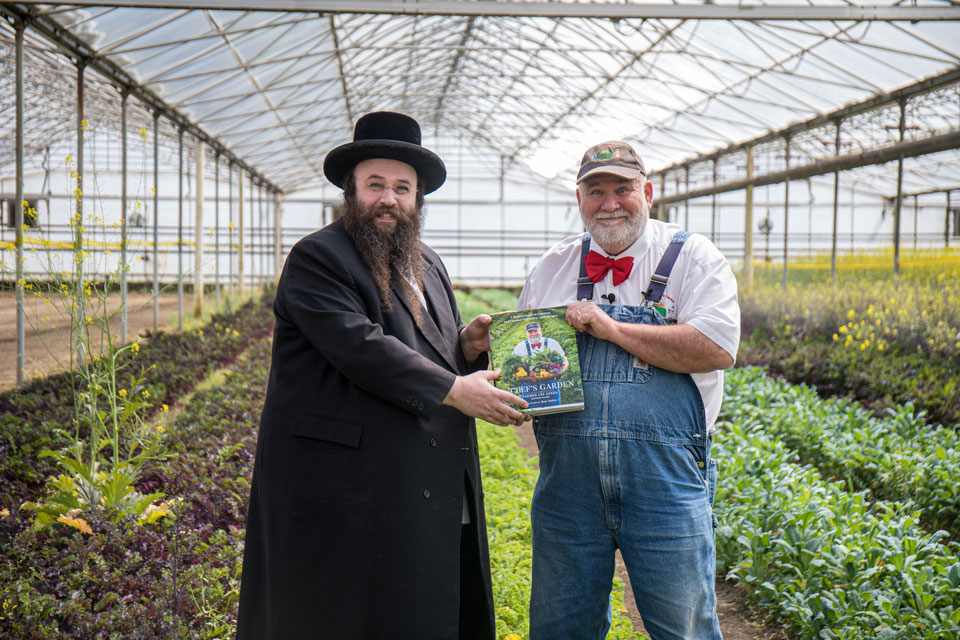 Ohio Farmer Helping Kosher Soup Kitchen In New York Masbia Soup