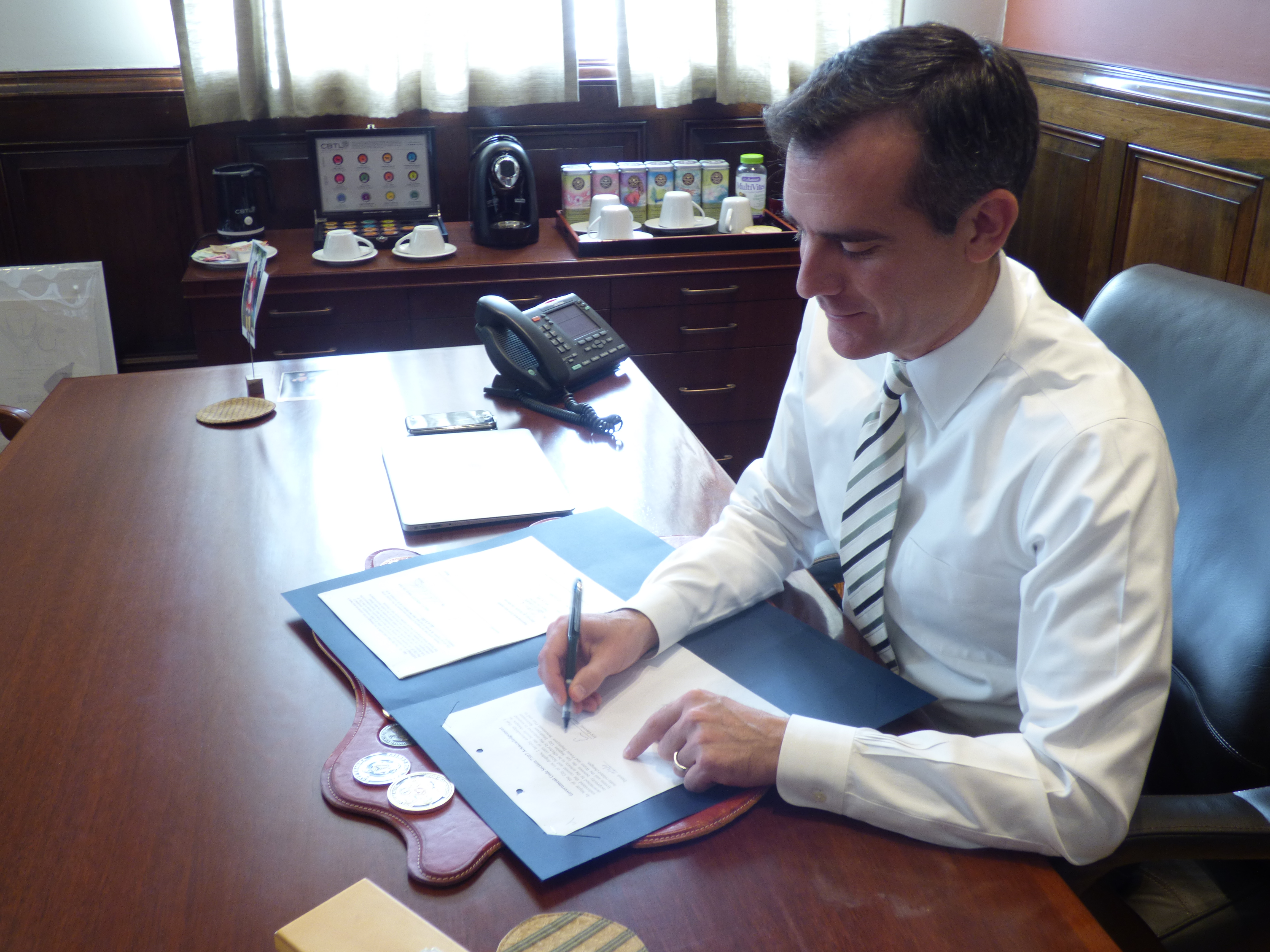 Garcetti signs