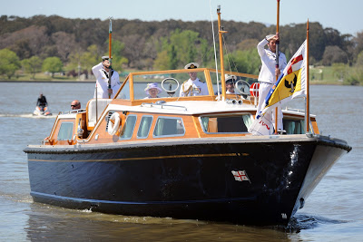 The Queen's Australian Standard in use