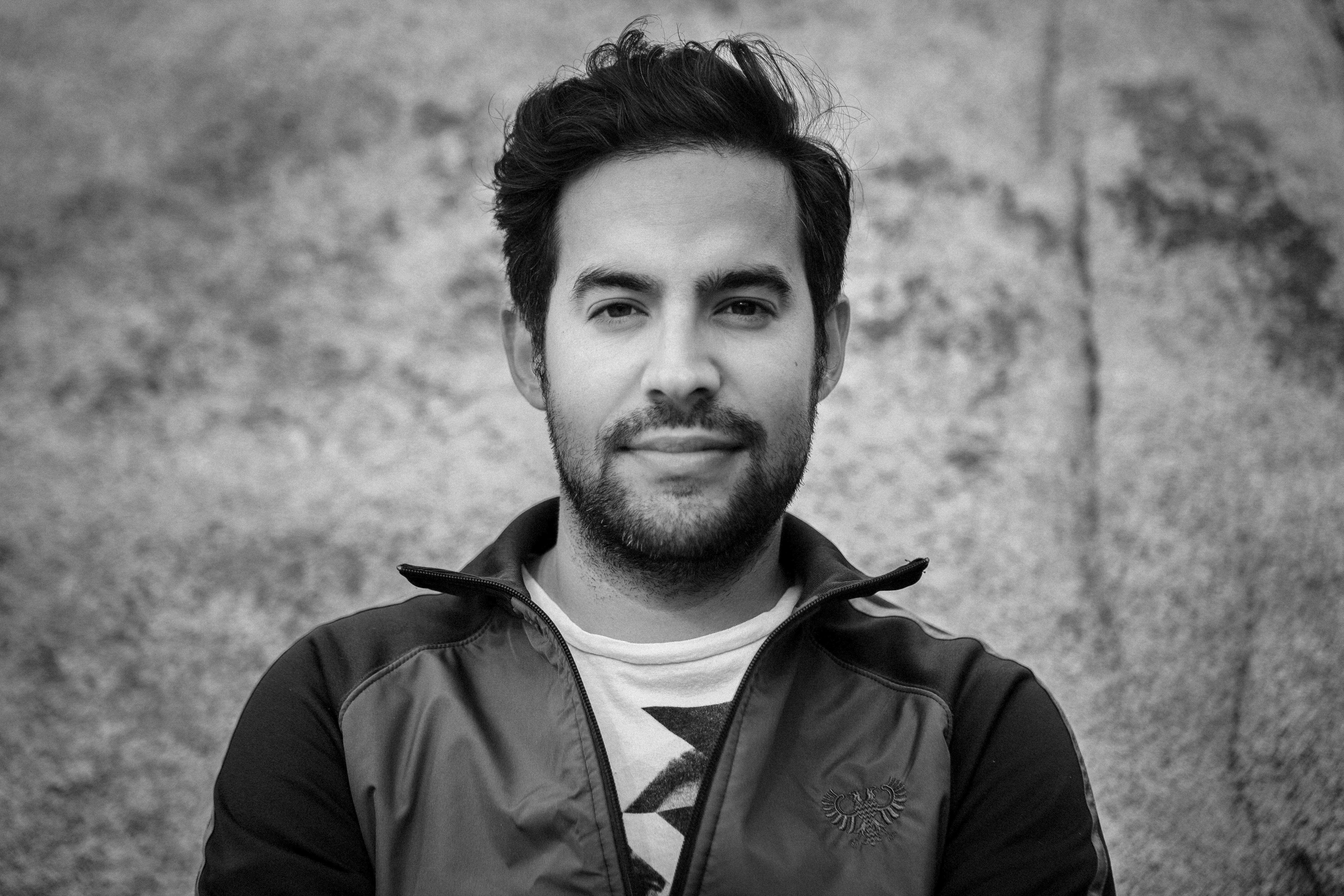 Esteban_Arango_HeadShot.jpg