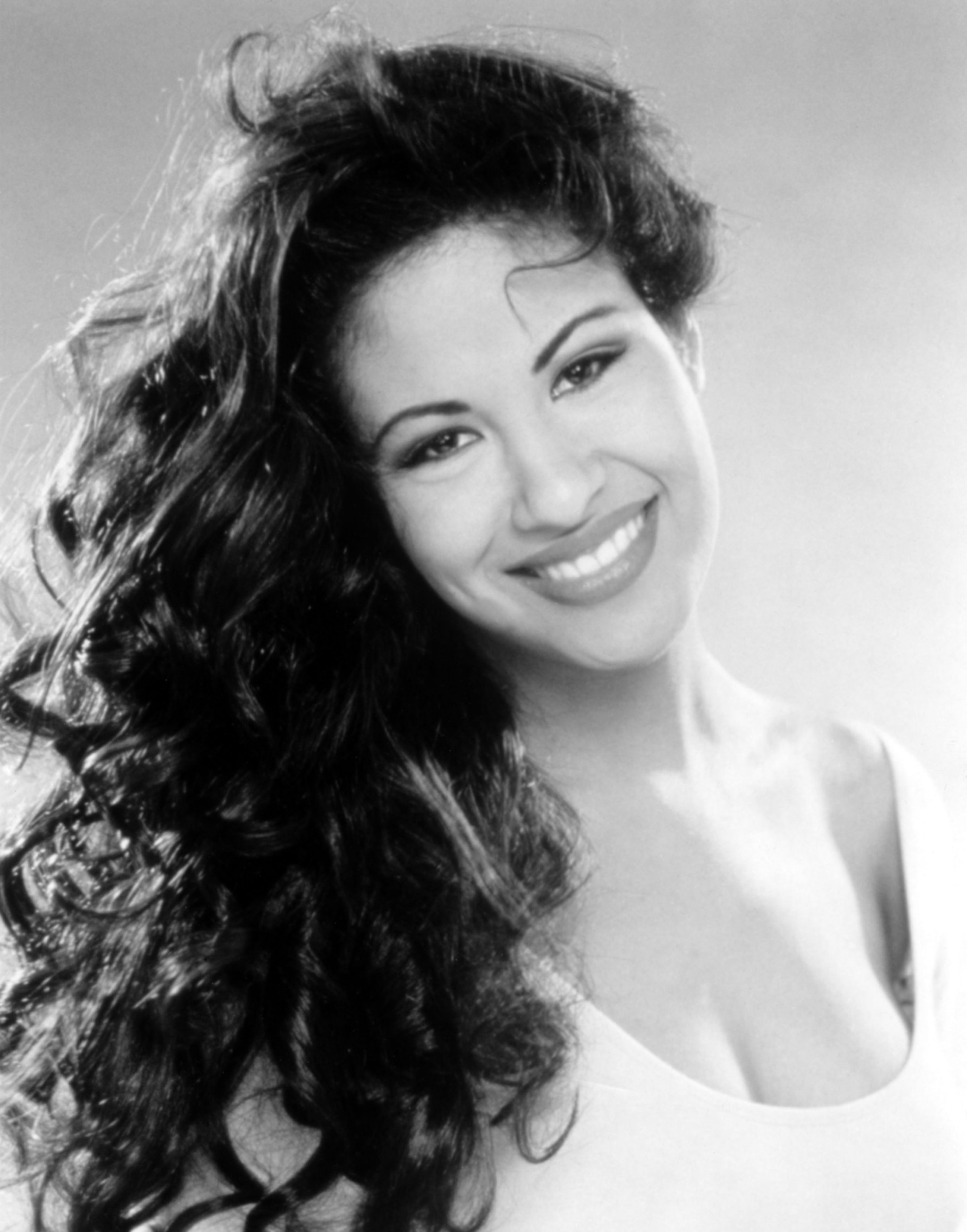 Selena Gets Star on Hollywood Walk of Fame
