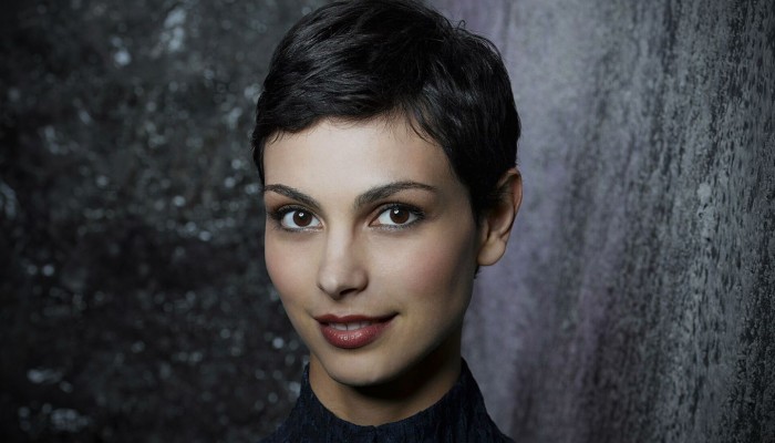 morena-baccarin-2-700x400.jpg