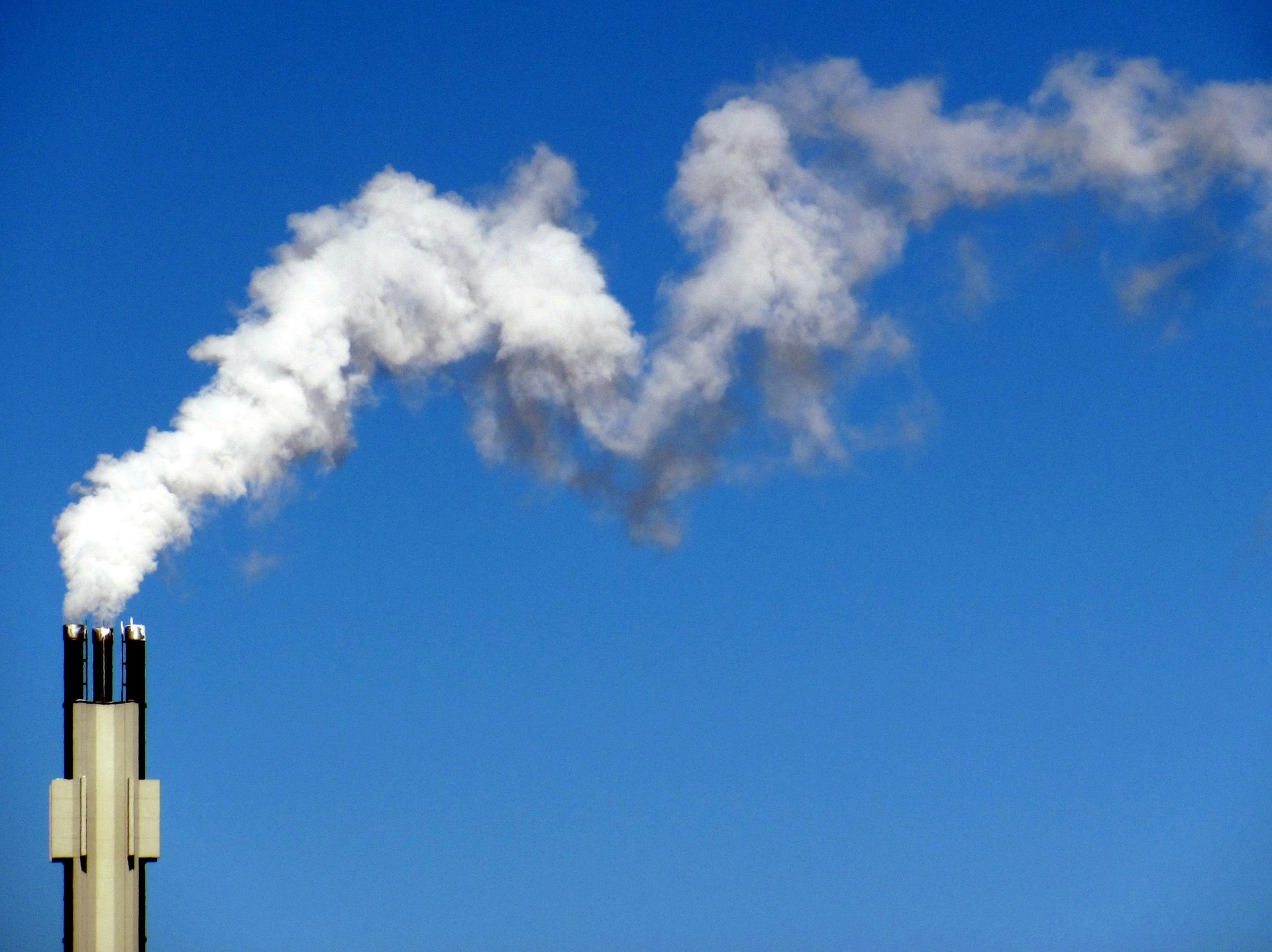 smoke-654071_1920.jpg