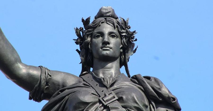 Declaration Du Pcf Donner Force A La Republique Laique Site Internet Du P C F