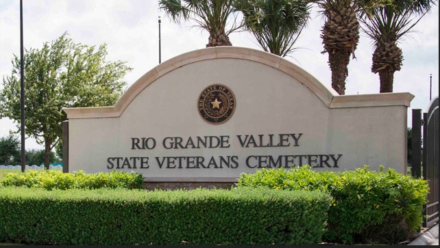 Cementary_Entrance_Marker.jpg