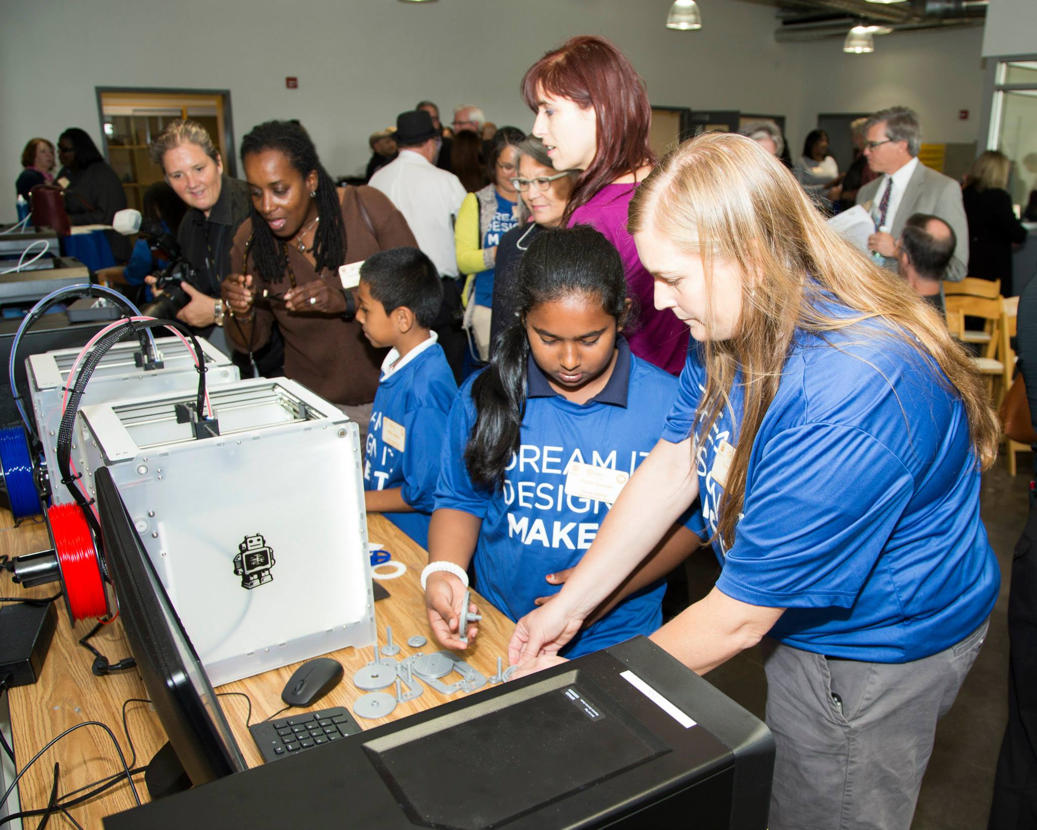 New Fab Lab at Kennedy High Offers Opportunity to Students, Community