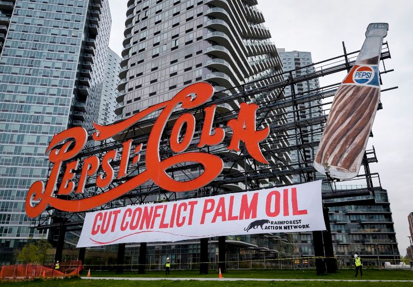 PepsiCo_banner_drop_NYC.JPG