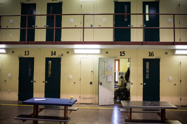 BuzzFeedNews: Democrats, Republicans Will Try To Reduce Mandatory-Minimum Sentences