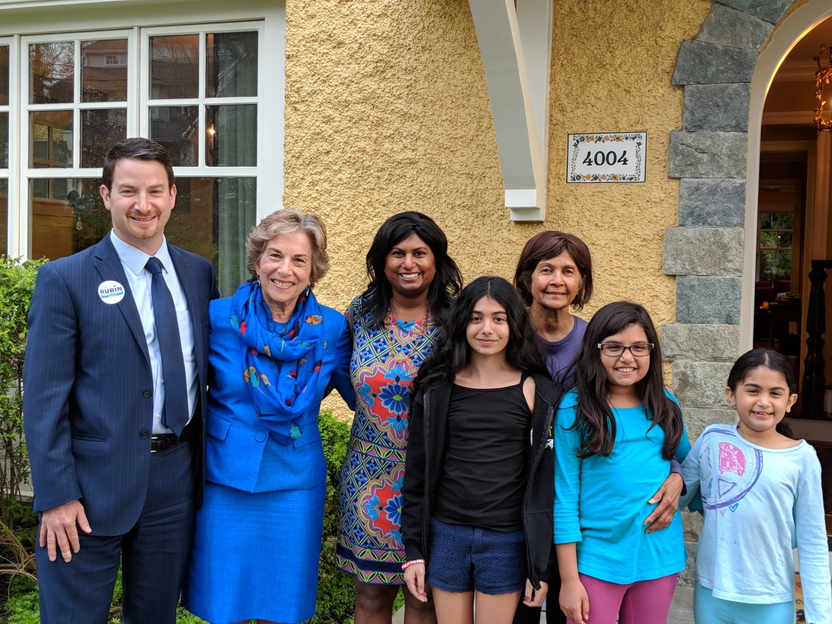 Jan Schakowsky and the Rubin Family Jan Schakowsky and the Rubin Family