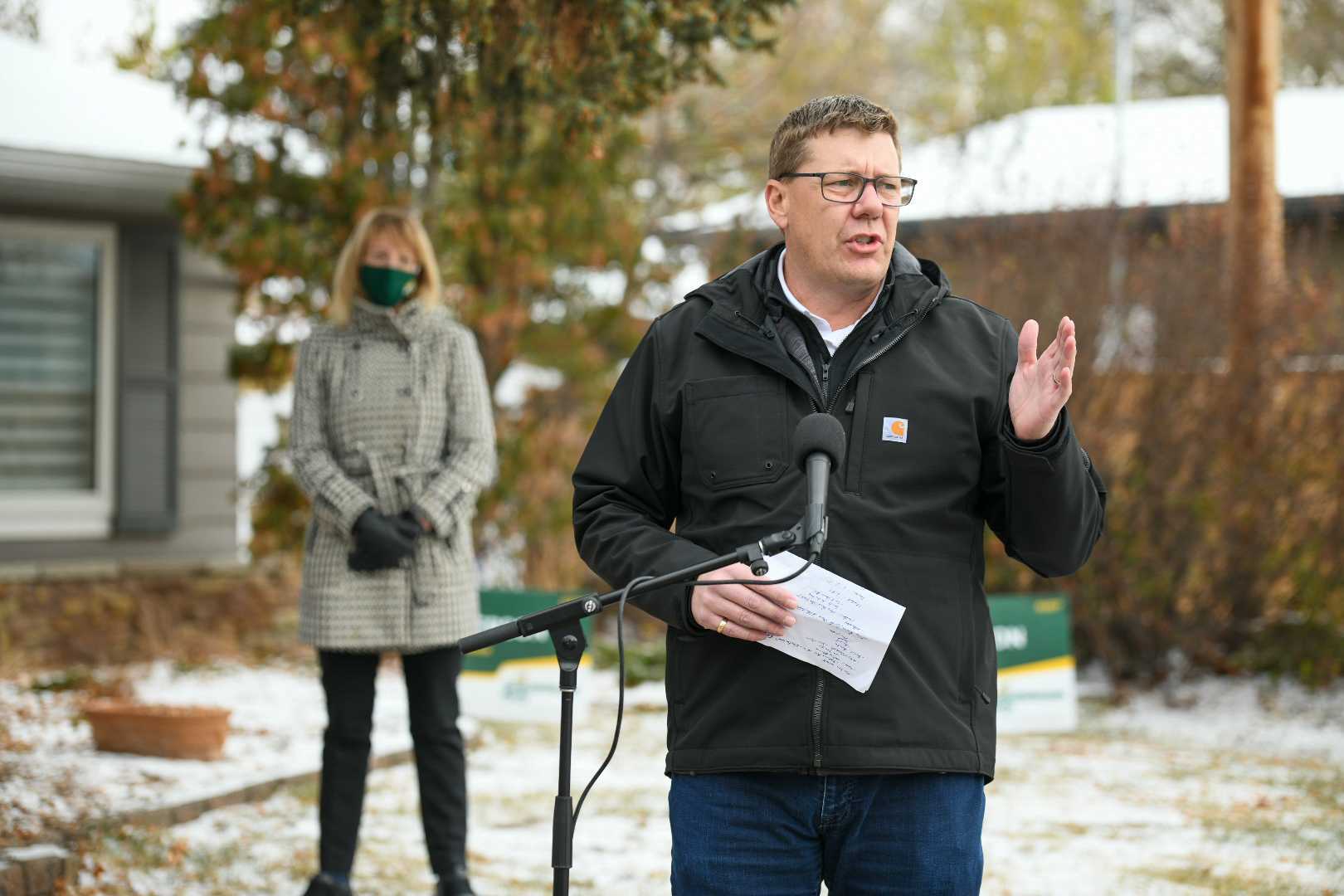Premier Promotes Advance Poll Voting in Regina with Lakeview Candidate Megan Patterson