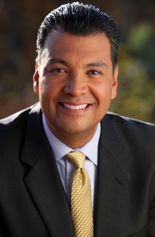 Alex_Padilla_131102_4737_R.jpg