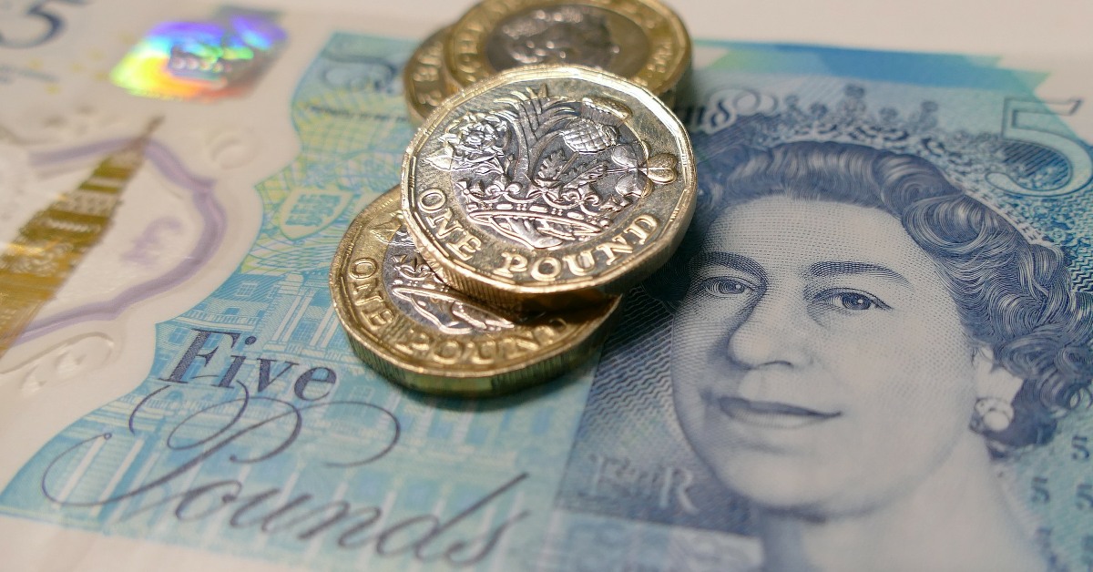 Bank notes and coins.