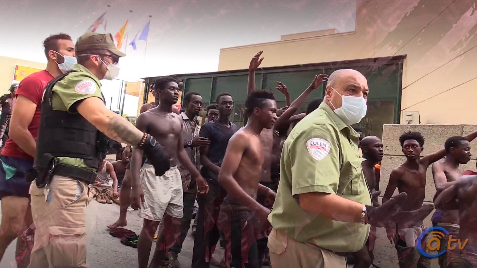 The Germans and the police were cut and stabbed like pigs The Germans and the police were cut and stabbed like pigs